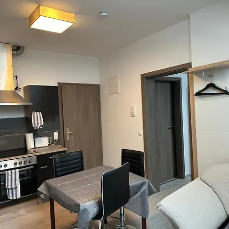 Zwillinge Am Markt Apartament