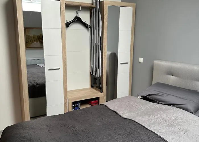 Zwillinge Am Markt דירה